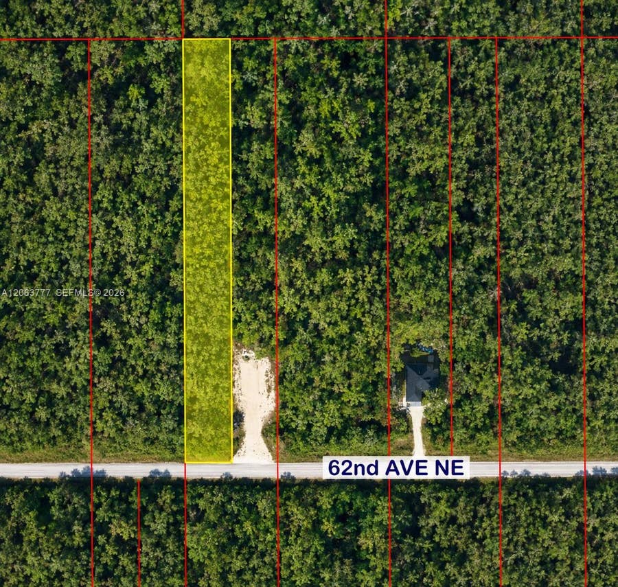 Property photo for 2979 62 Nd Avenue NE, Naples, FL