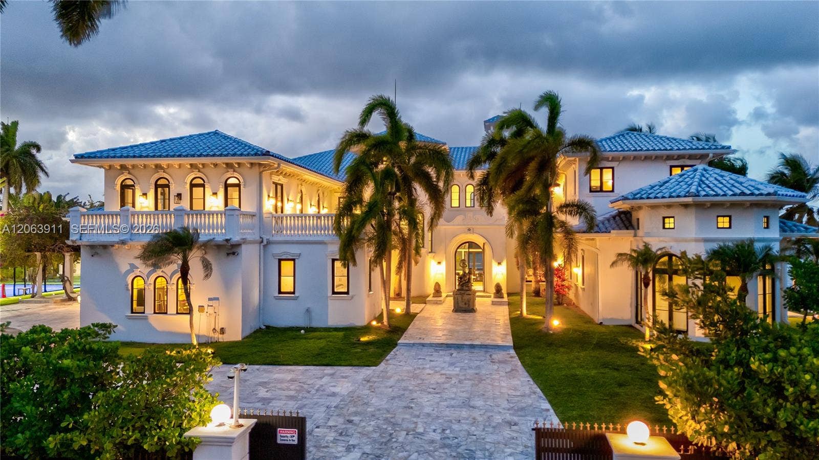 900 S Northlake Drive, Hollywood, FL 33019 Photo 12