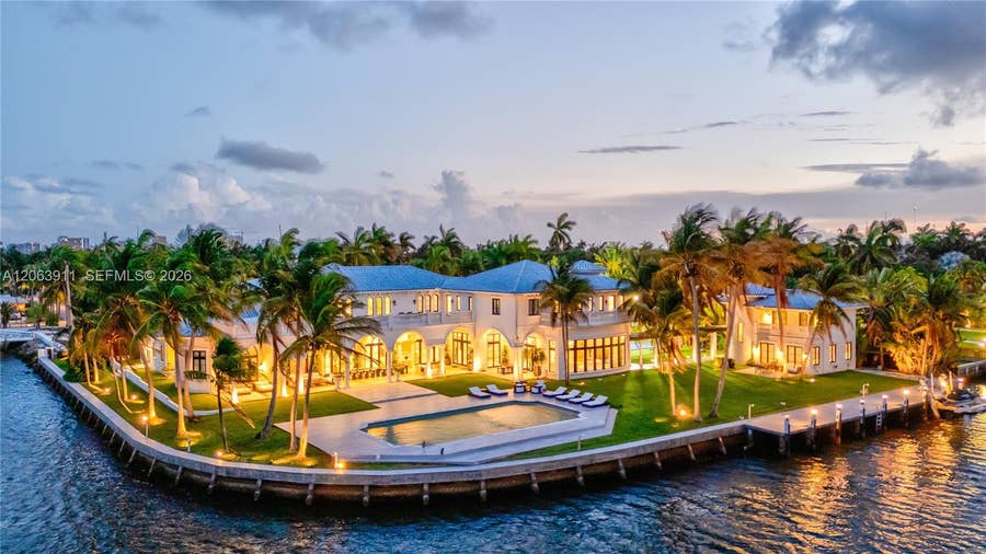 Property photo for 900 S Northlake Drive, Hollywood, FL