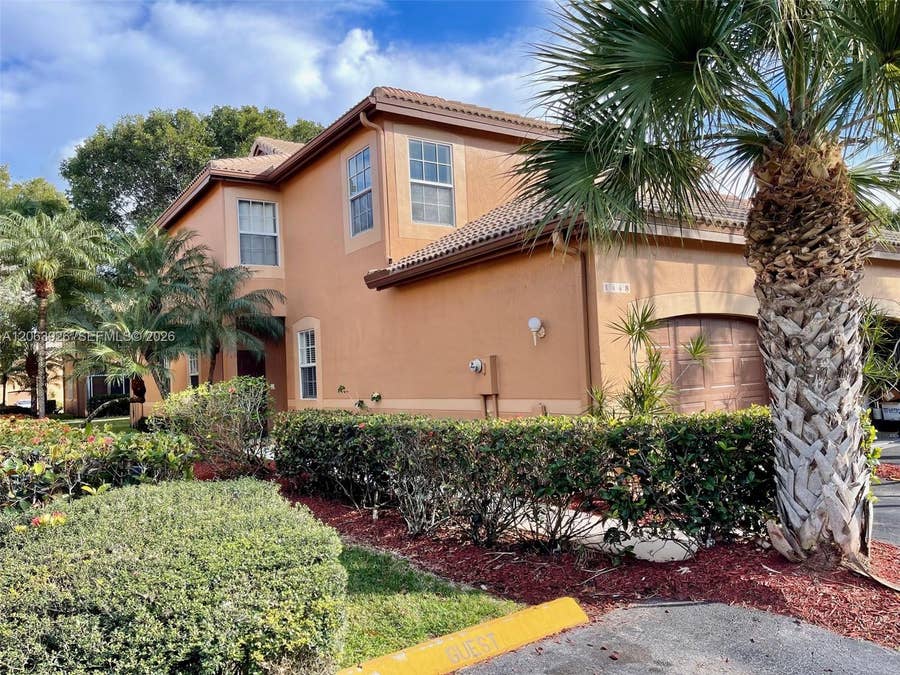 Property photo for 1448 Barcelona Way, #1-23, Weston, FL