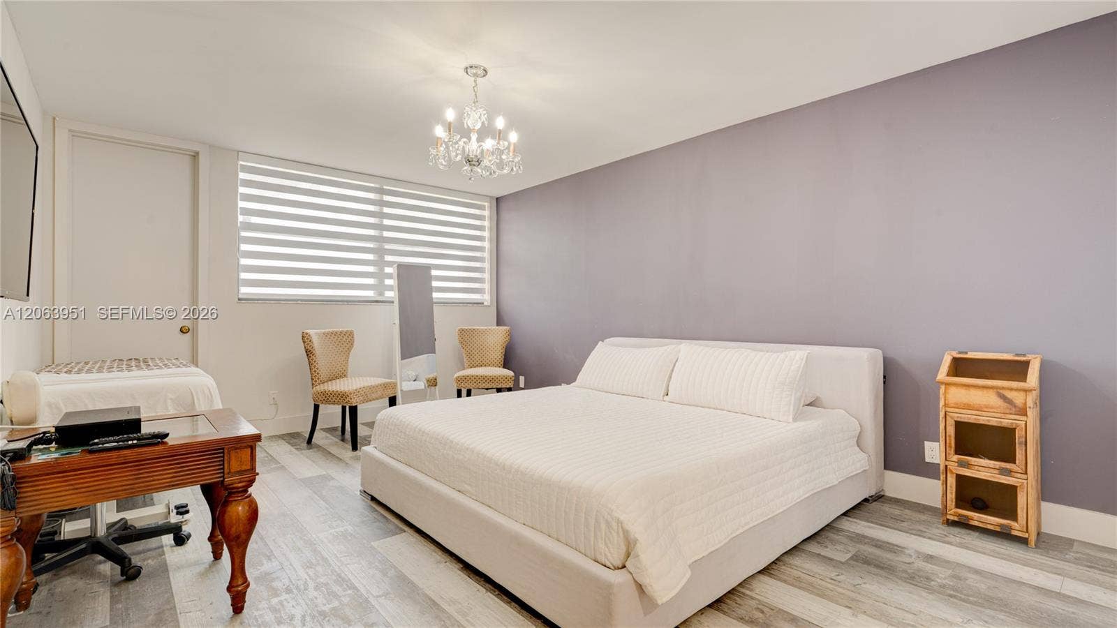 16325 Golf Club Road, #101, Weston, FL 33326 Master bed