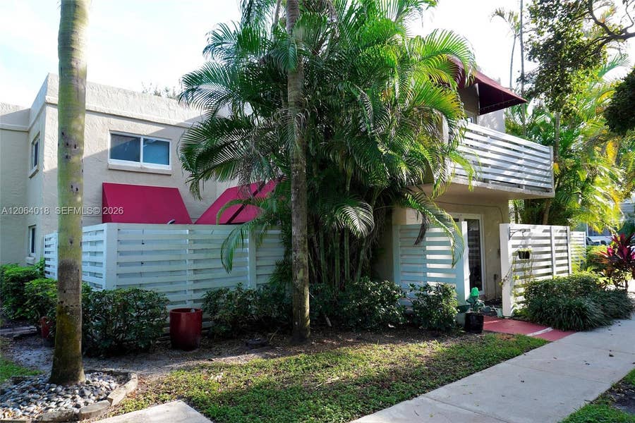 Property photo for 541 NW 98th Avenue, Plantation, FL