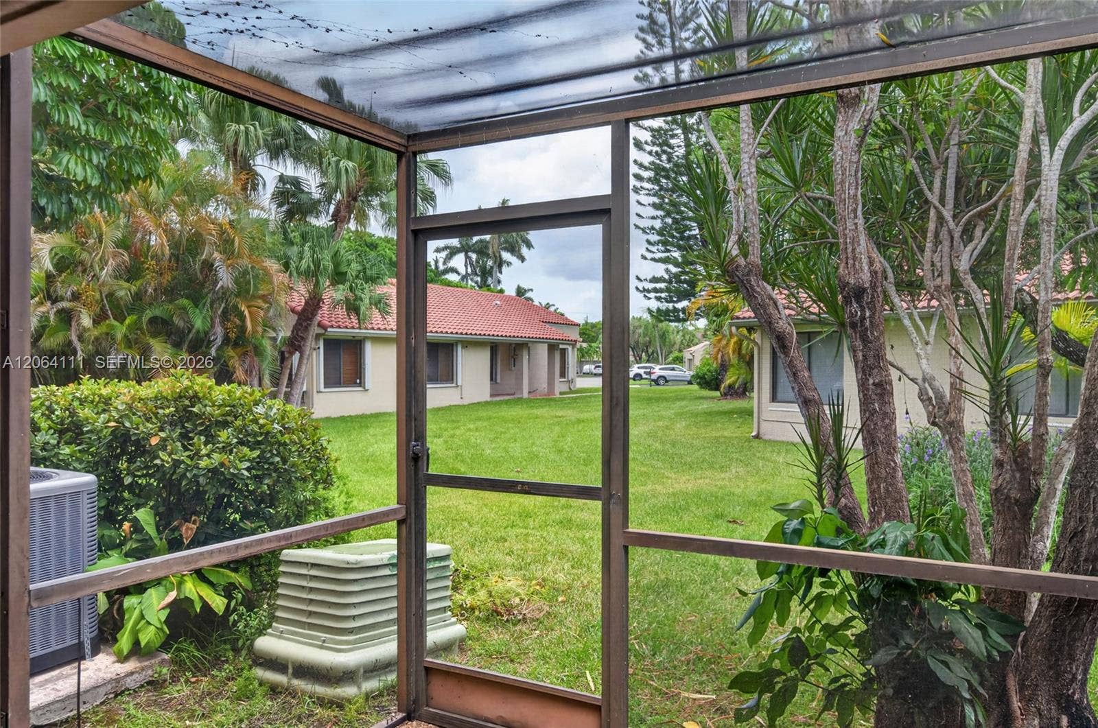 16831 Patio Village Lane, Weston, FL 33326 Photo 38
