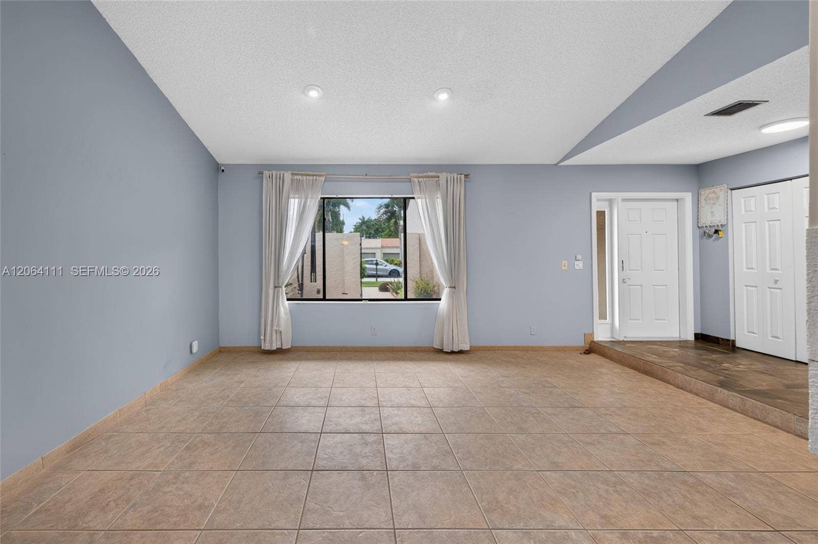 16831 Patio Village Lane, Weston, FL 33326 Photo 9