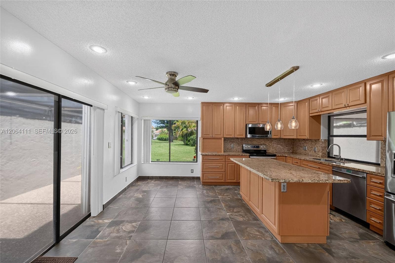 16831 Patio Village Lane, Weston, FL 33326 Photo 27