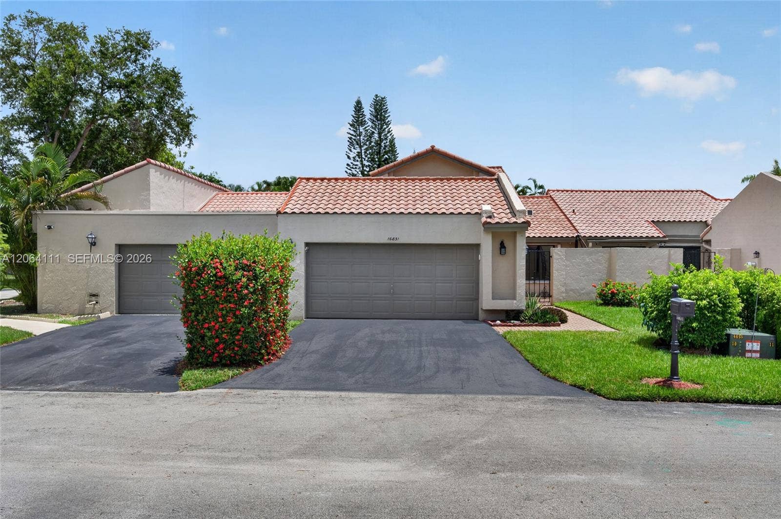16831 Patio Village Lane, Weston, FL 33326 Photo 2