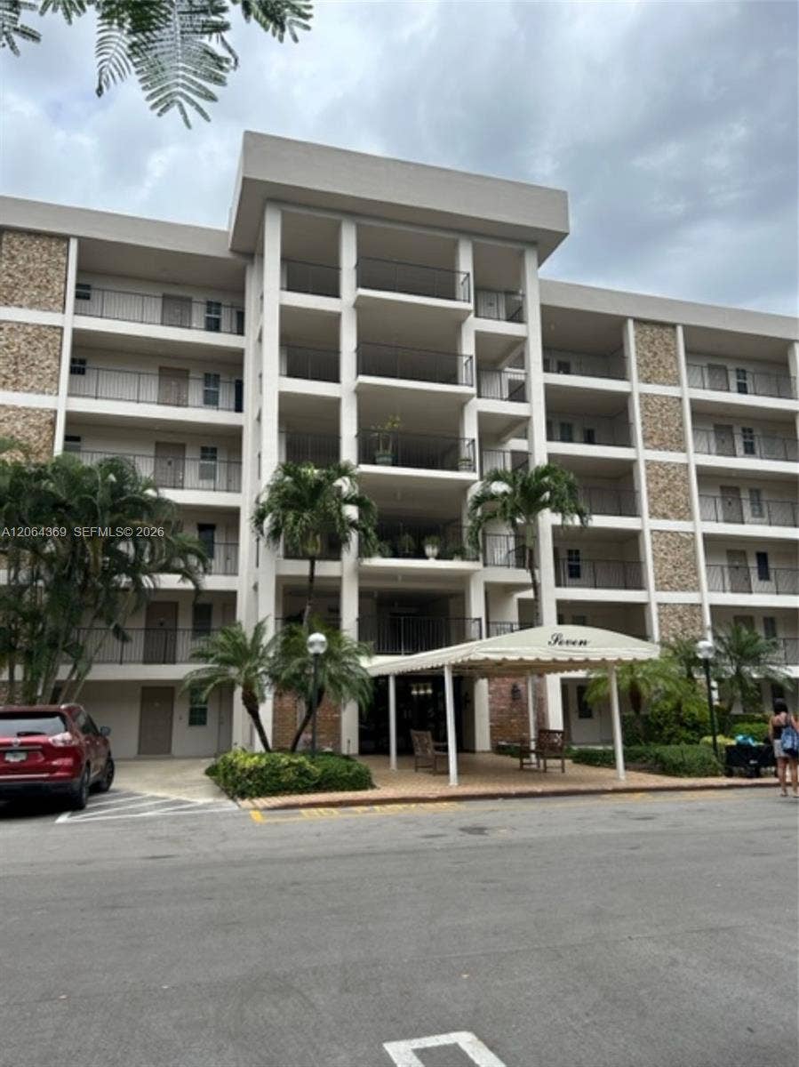 Property photo for 2801 N Palm Aire Drive, #607, Pompano Beach, FL