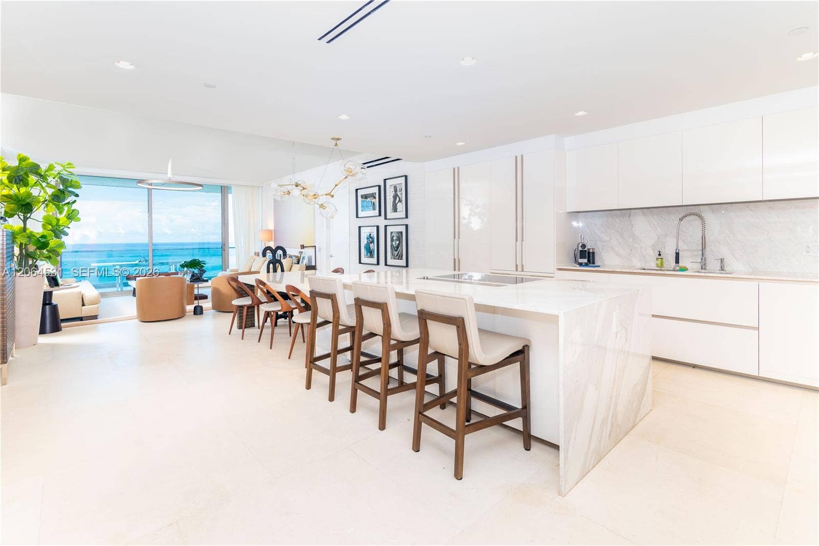 10201 E Collins Avenue, #1002, Bal Harbour, Bal Harbour, FL 33154 kitchen table