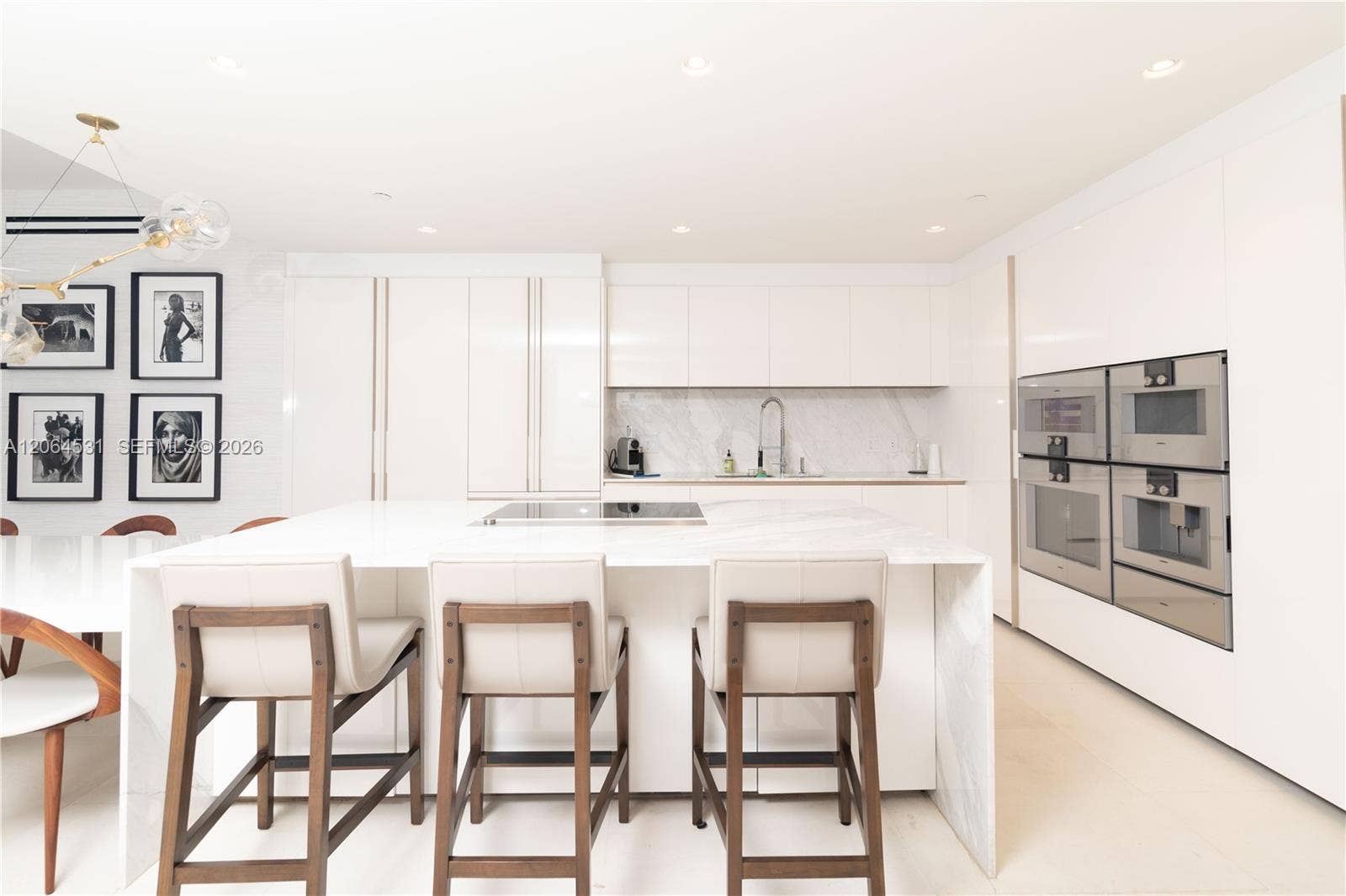 10201 E Collins Avenue, #1002, Bal Harbour, Bal Harbour, FL 33154 kitchen table