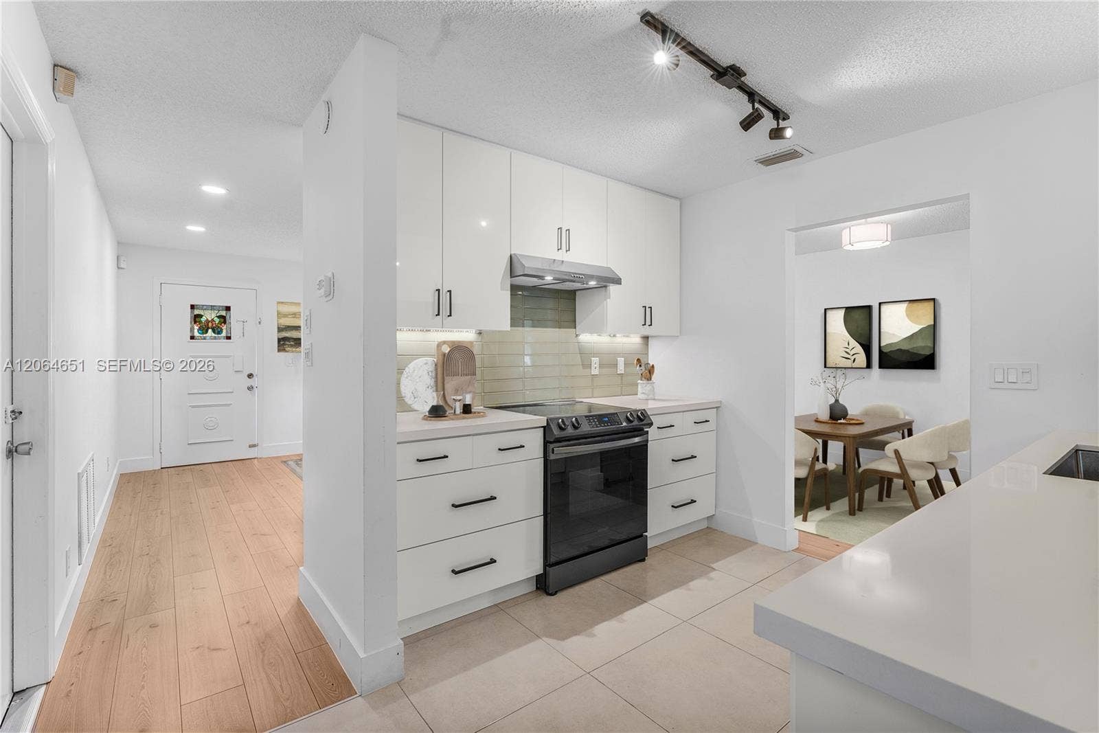 8830 NW 17th Street, Plantation, FL 33322 Photo 3