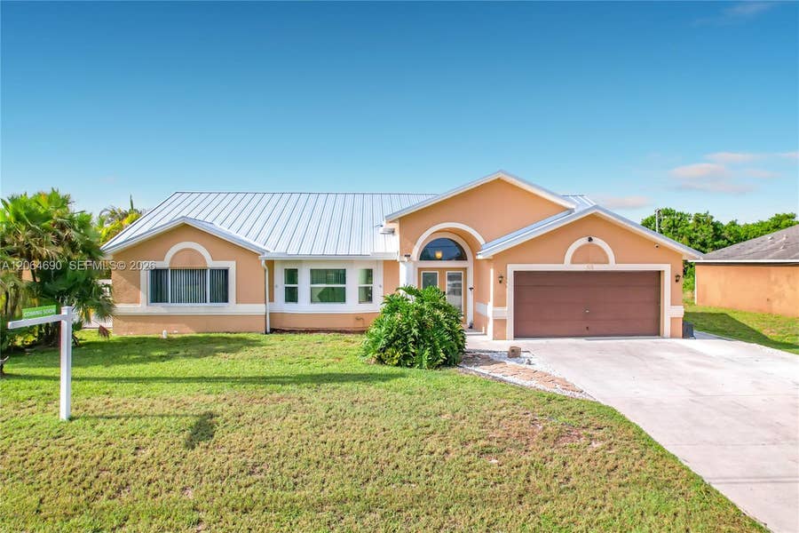 Property photo for 518 SW Lacroix Avenue, Port St Lucie, FL