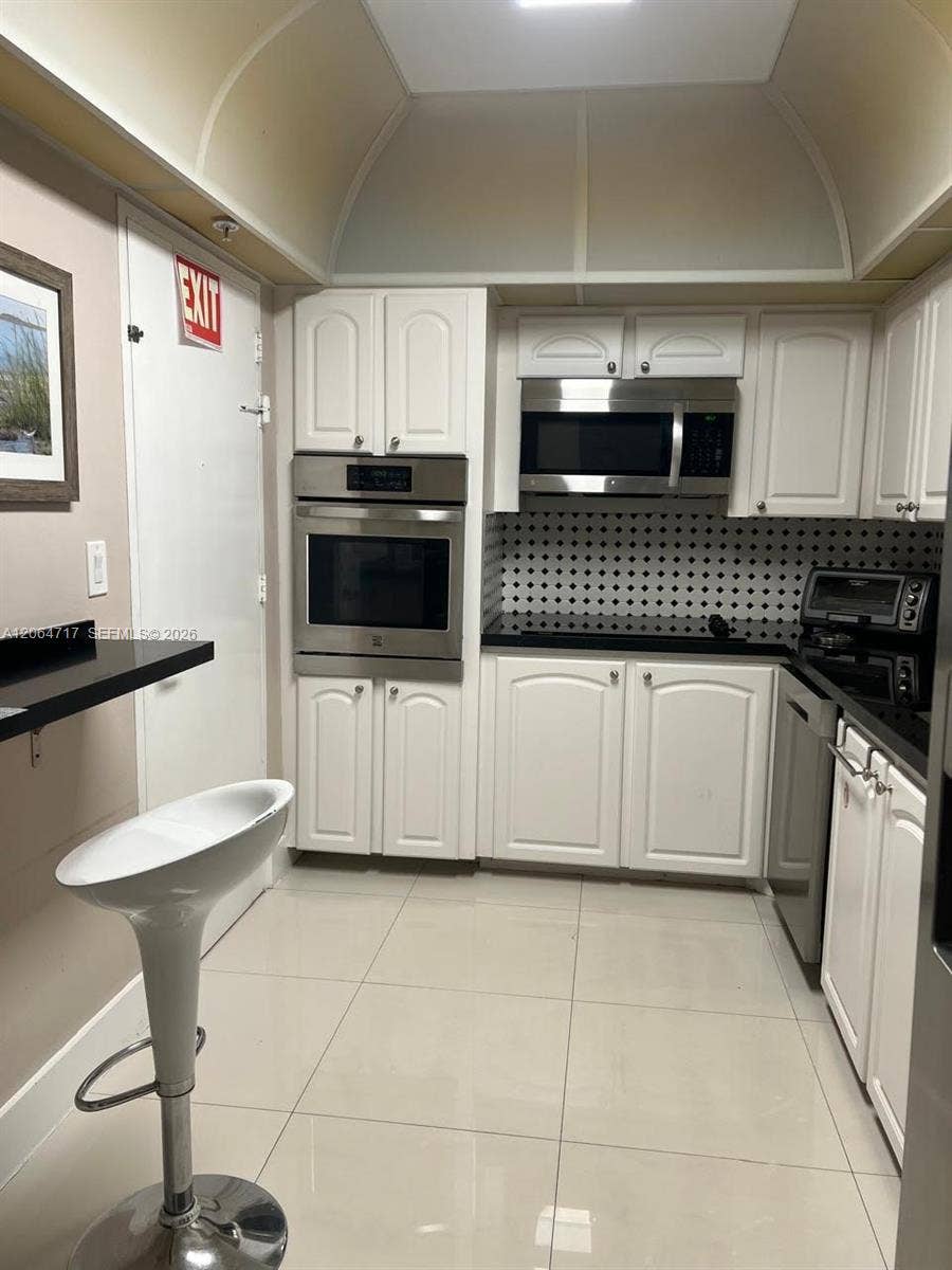 3801 S Ocean Drive, #3X, Hollywood, FL 33019 Photo 4