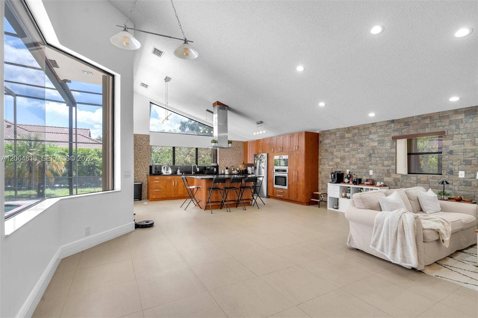 1051 Deerpath Court, Weston, FL 33326 Photo 13