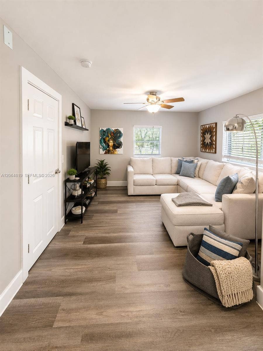 1301 NE 42nd Street, Oakland Park, FL 33334 Photo 16