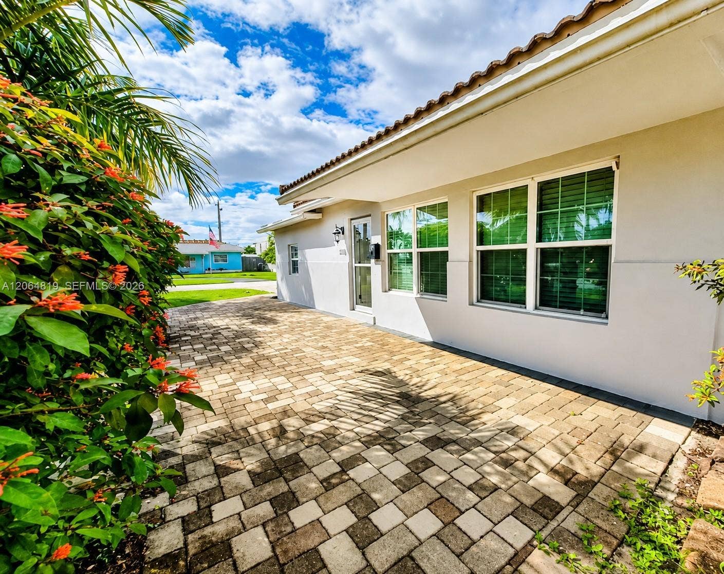 1301 NE 42nd Street, Oakland Park, FL 33334 Photo 7