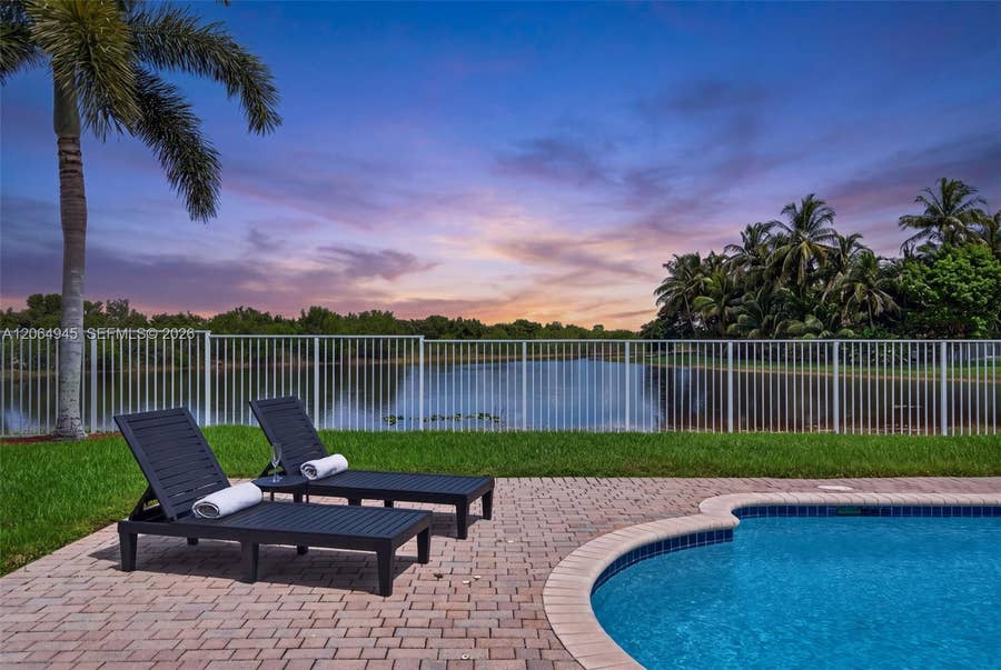 Property photo for 1038 Lavender Circle, Weston, FL