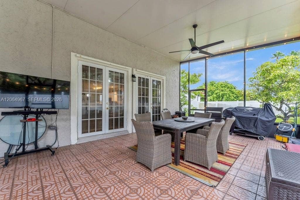 15887 NW 11th Street, Pembroke Pines, FL 33028 Photo 44