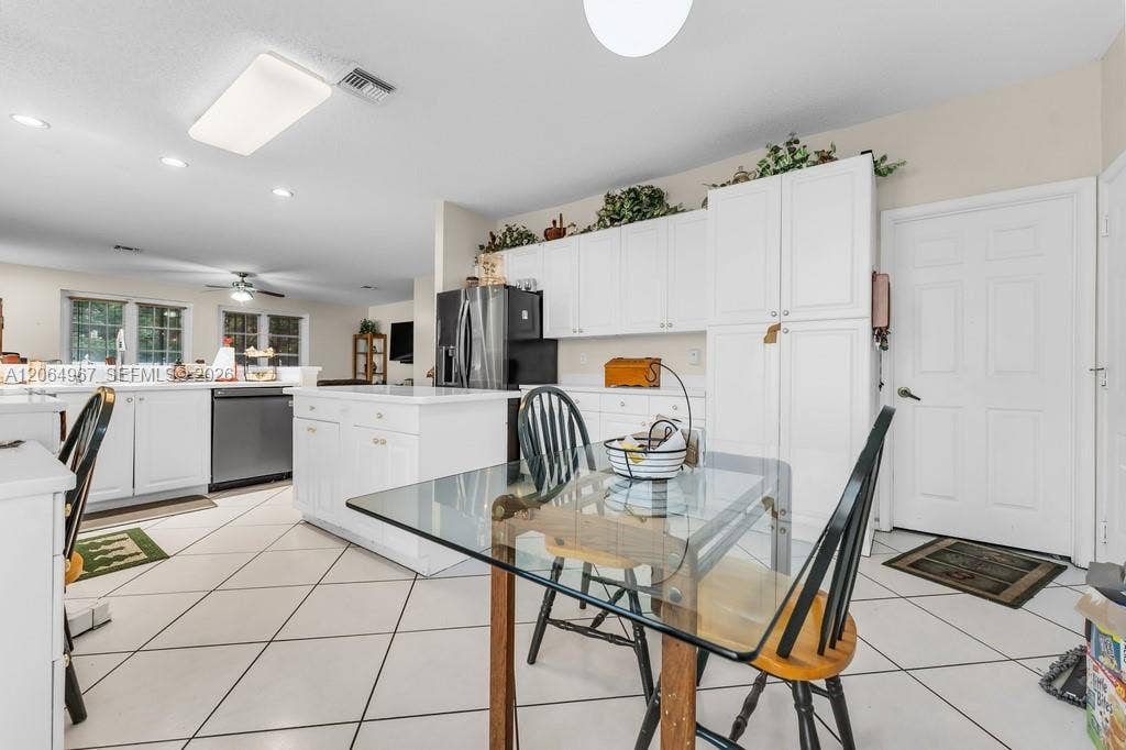 15887 NW 11th Street, Pembroke Pines, FL 33028 Photo 15