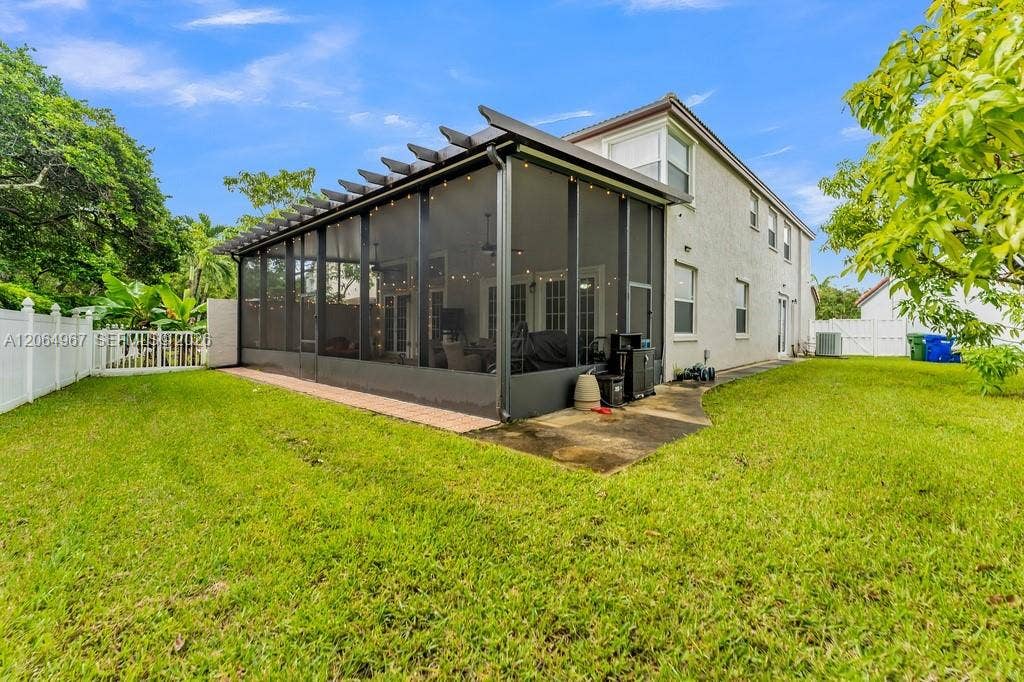 15887 NW 11th Street, Pembroke Pines, FL 33028 Photo 50