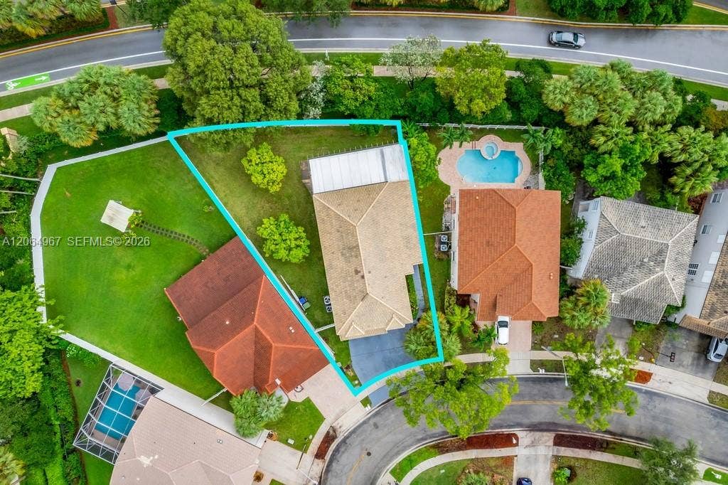15887 NW 11th Street, Pembroke Pines, FL 33028 Photo 63