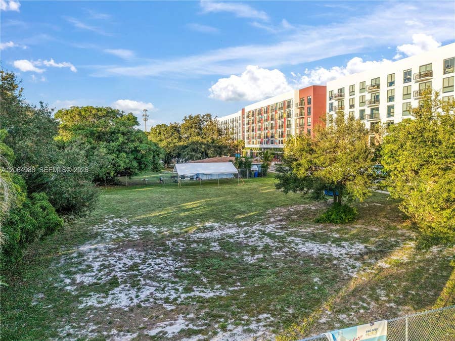 Property photo for 501 NW 7th Terrace, Fort Lauderdale, FL