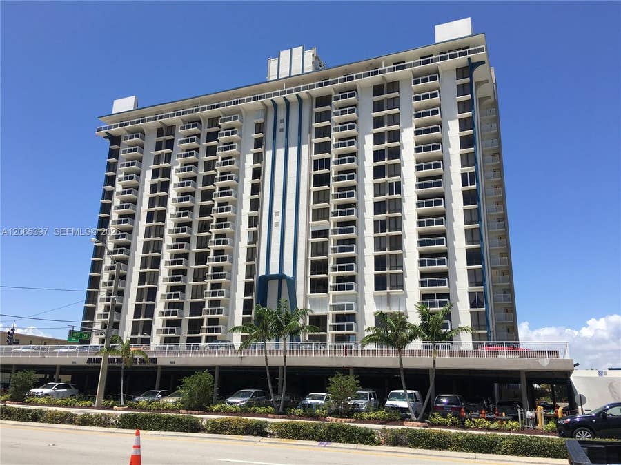 Property photo for 1600 S Ocean Drive, #4J, Hollywood, FL