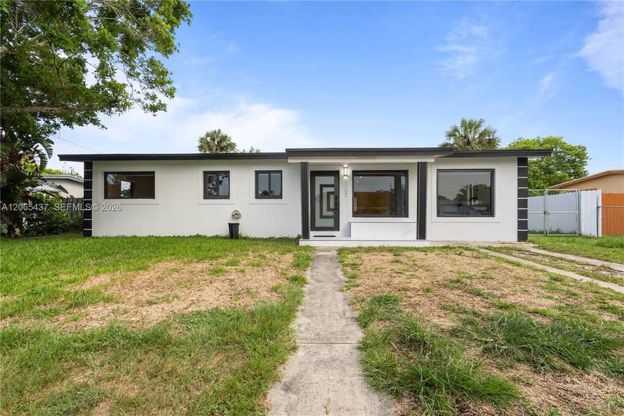 Property photo for 1042 NW 13th Street, Fort Lauderdale, FL