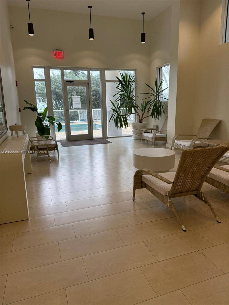 8911 Collins Avenue, #1103, Surfside, FL 33154 Photo 19