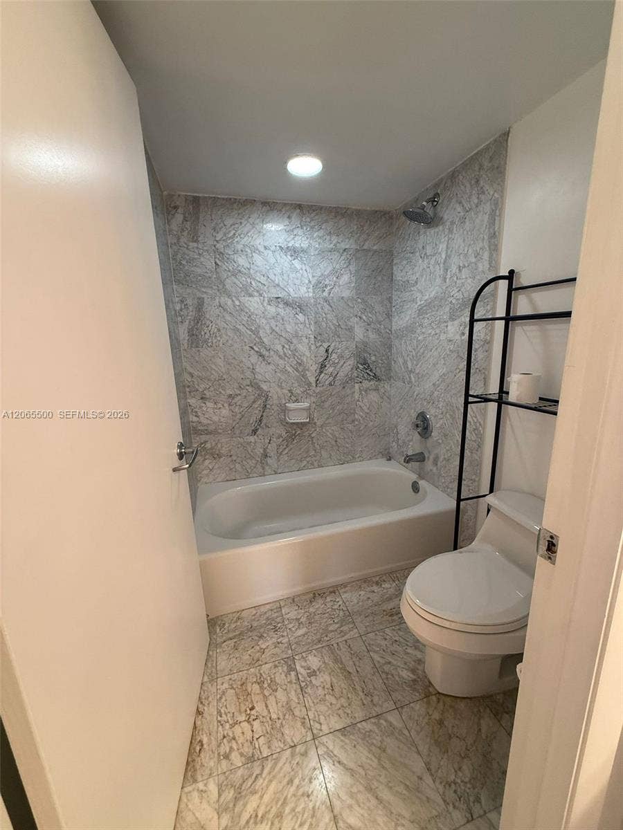 8911 Collins Avenue, #1103, Surfside, FL 33154 Photo 12