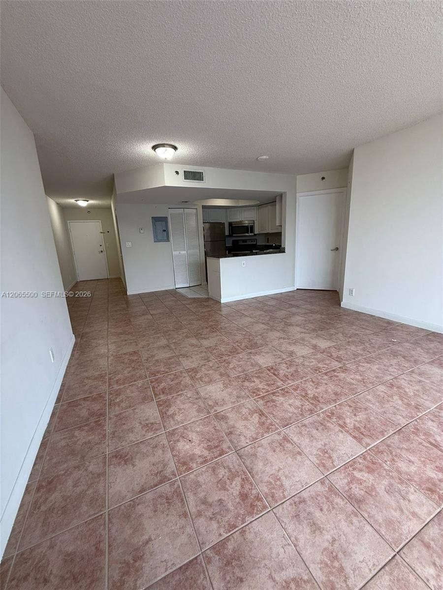 8911 Collins Avenue, #1103, Surfside, FL 33154 Photo 5