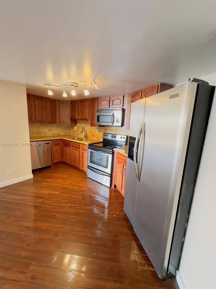 Property photo for 800 Parkview Drive, #611, Hallandale Beach, FL