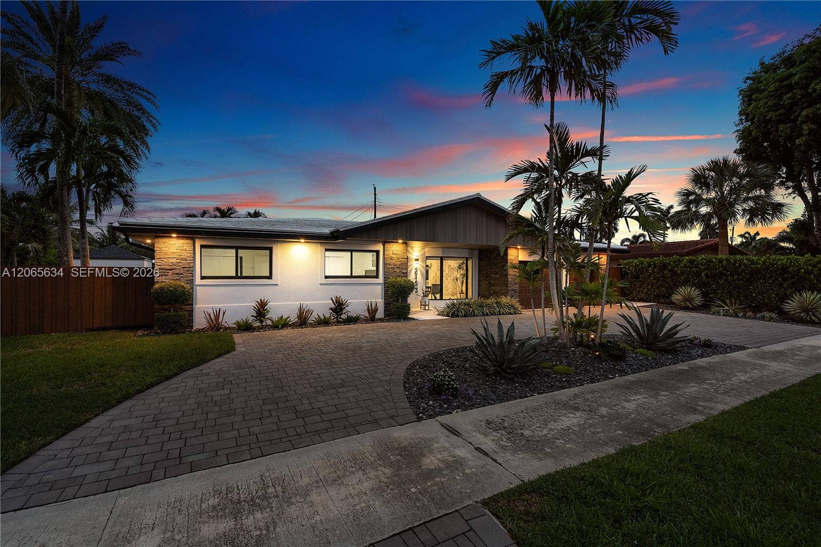 2153 Imperial Point Drive, Fort Lauderdale, FL 33308 3 BEDROOMS PLUS 4TH FLEXIBLE ROOM
