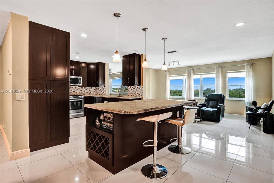 Property photo for 215 SE 3rd Avenue, #501C, Hallandale Beach, FL