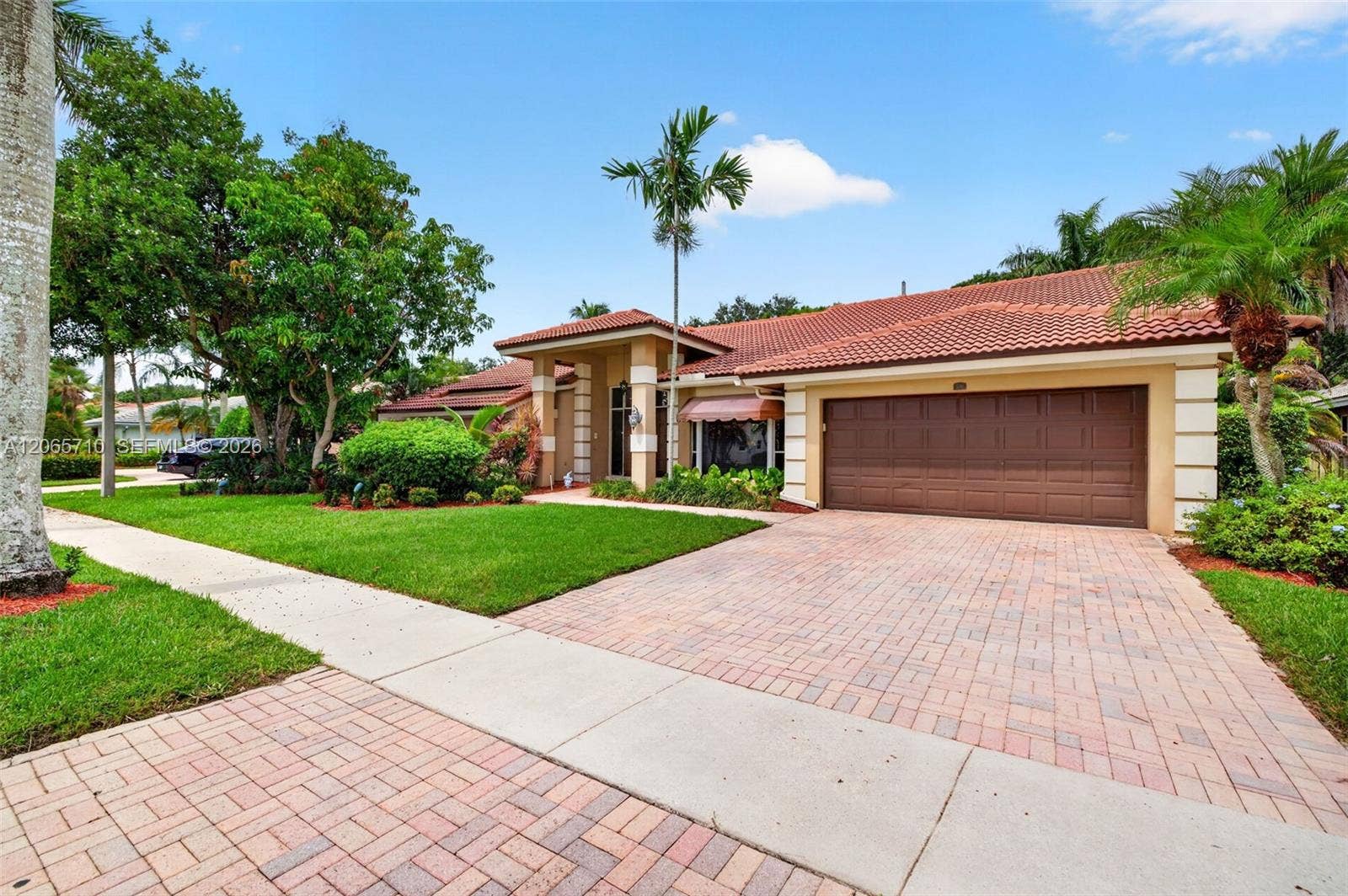 581 NW 110th Avenue, Plantation, FL 33324 Photo 1
