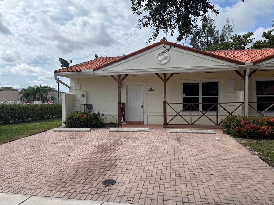 Property photo for 7600 NW 38th Court, #16, Davie, FL