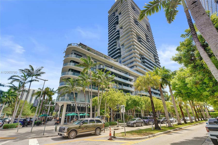 Property photo for 121 NE 34th Street, #2705, Miami, FL