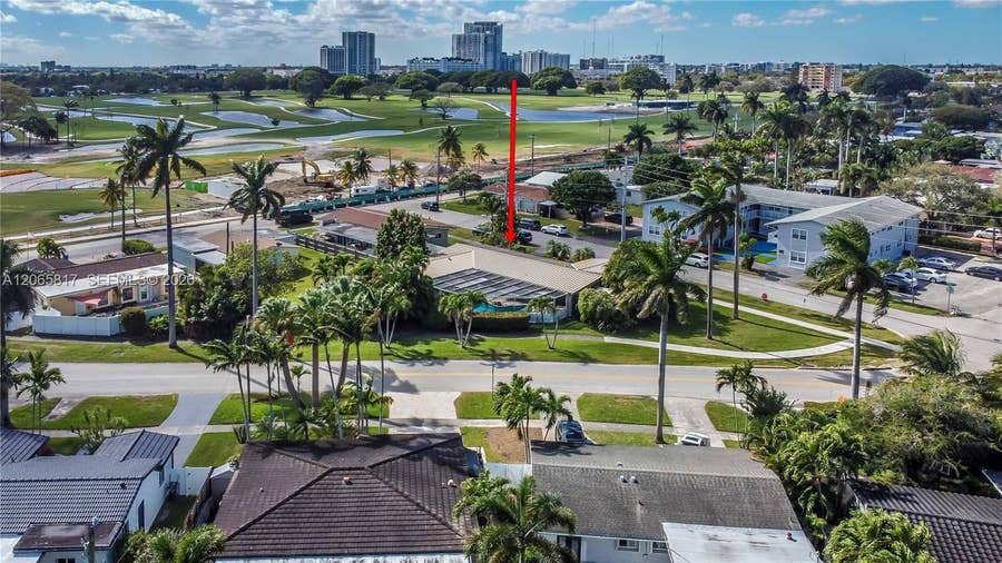 Property photo for 910 N 14th Court, Hollywood, FL