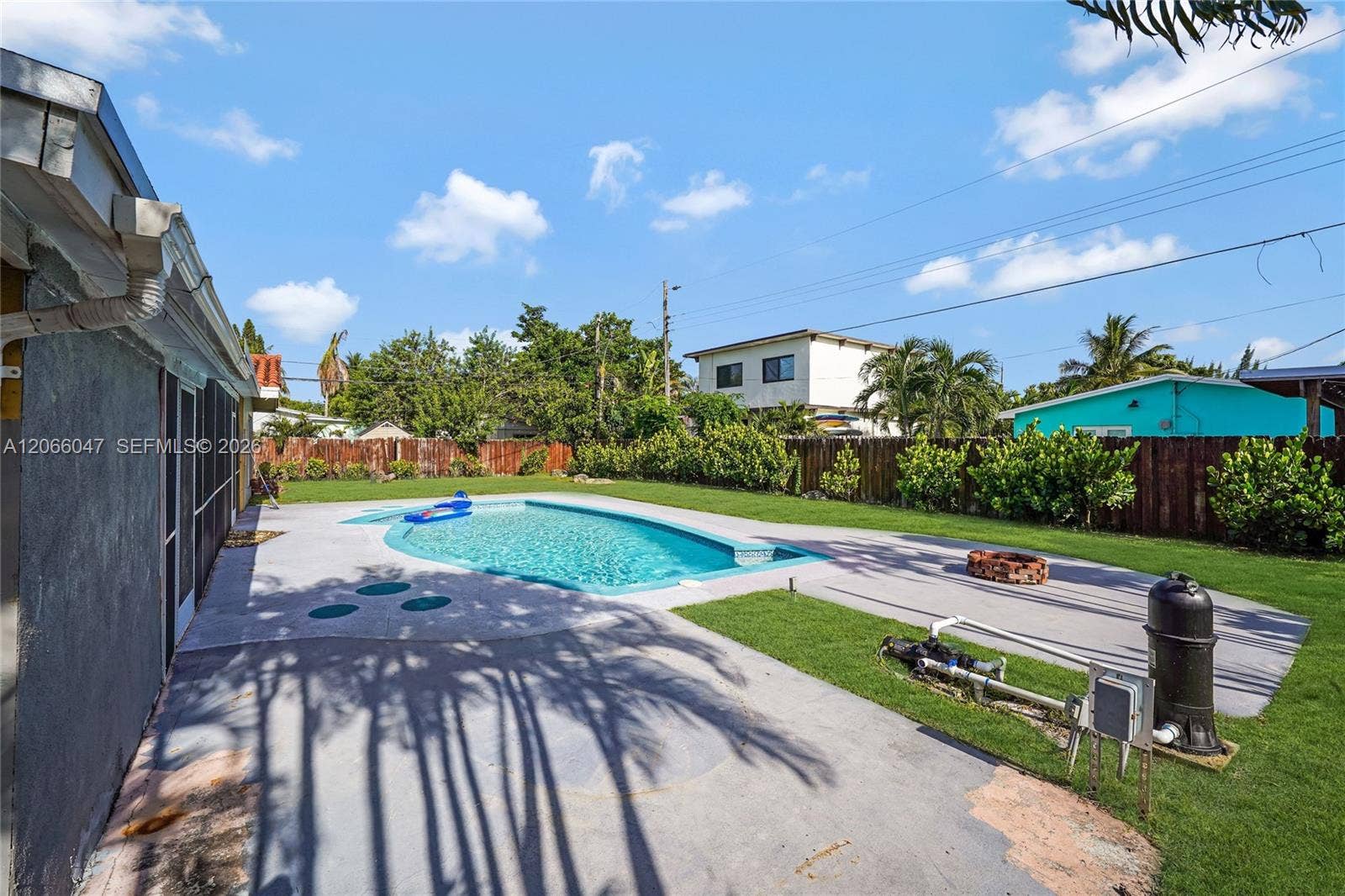 912 NE 9th Court, Pompano Beach, FL 33060 Photo 14