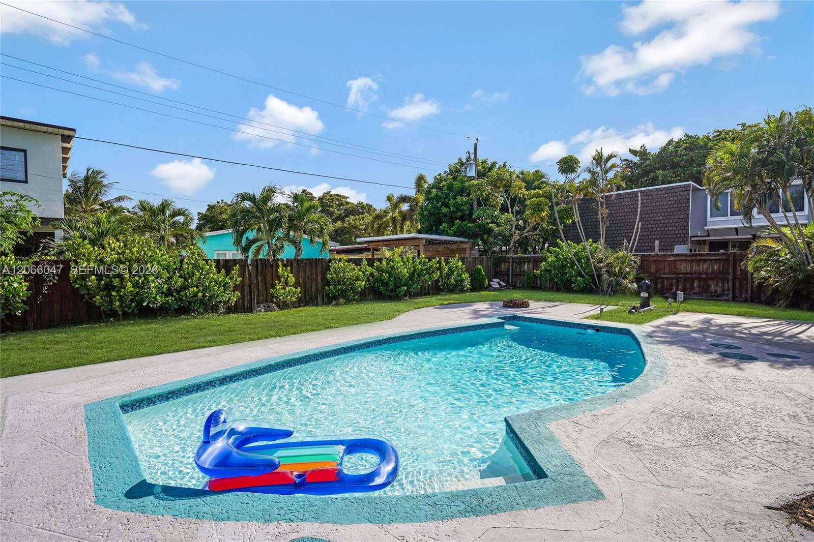 912 NE 9th Court, Pompano Beach, FL 33060 Photo 1