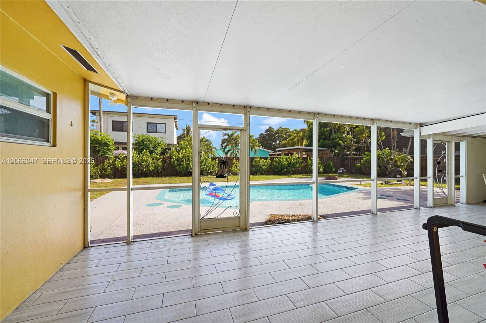912 NE 9th Court, Pompano Beach, FL 33060 Photo 9
