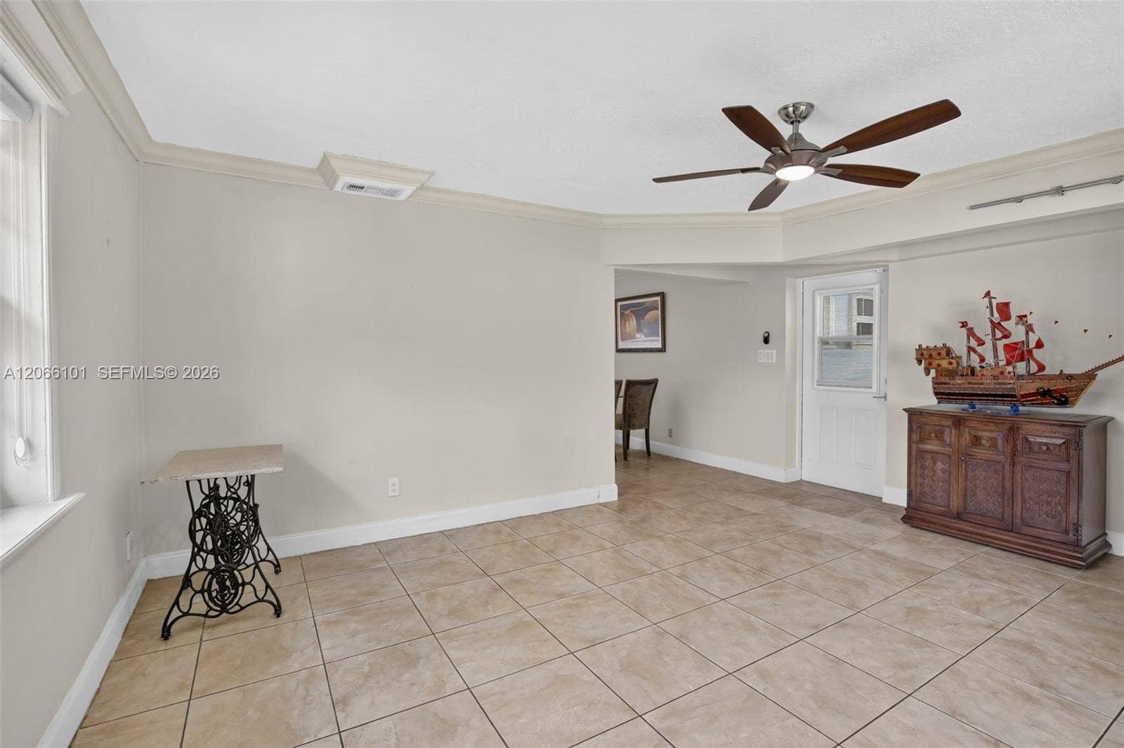 801 Ixora Lane, Plantation, FL 33317 Den