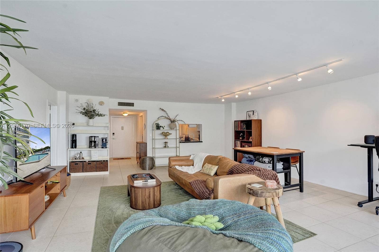 1170 N Federal Highway, #1008, Fort Lauderdale, FL 33304 Photo 8
