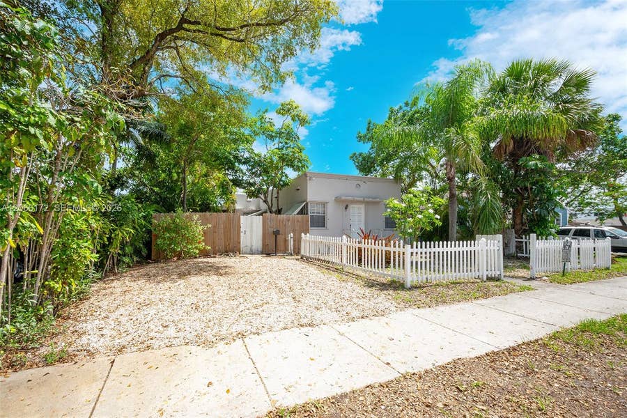 Property photo for 1922 Mckinley Street, #3, Hollywood, FL