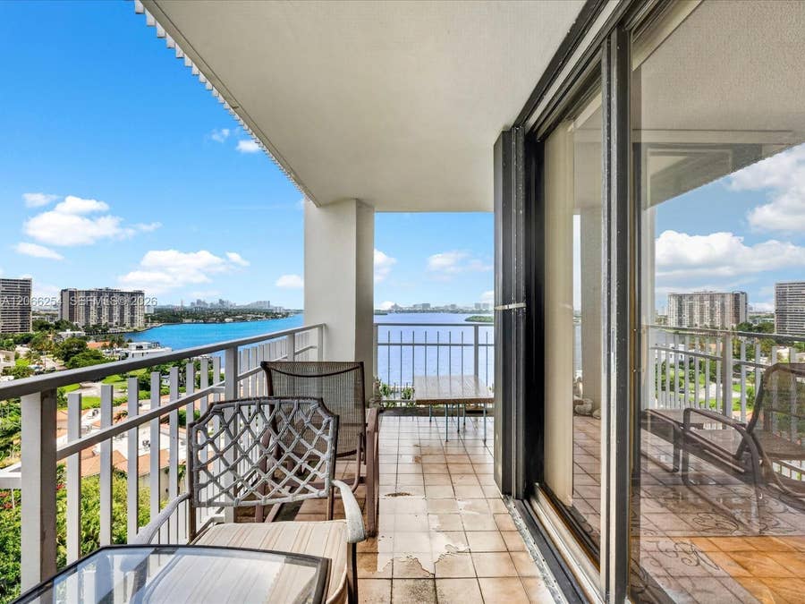 Property photo for 4000 Towerside Terrace, #1407, Miami, FL