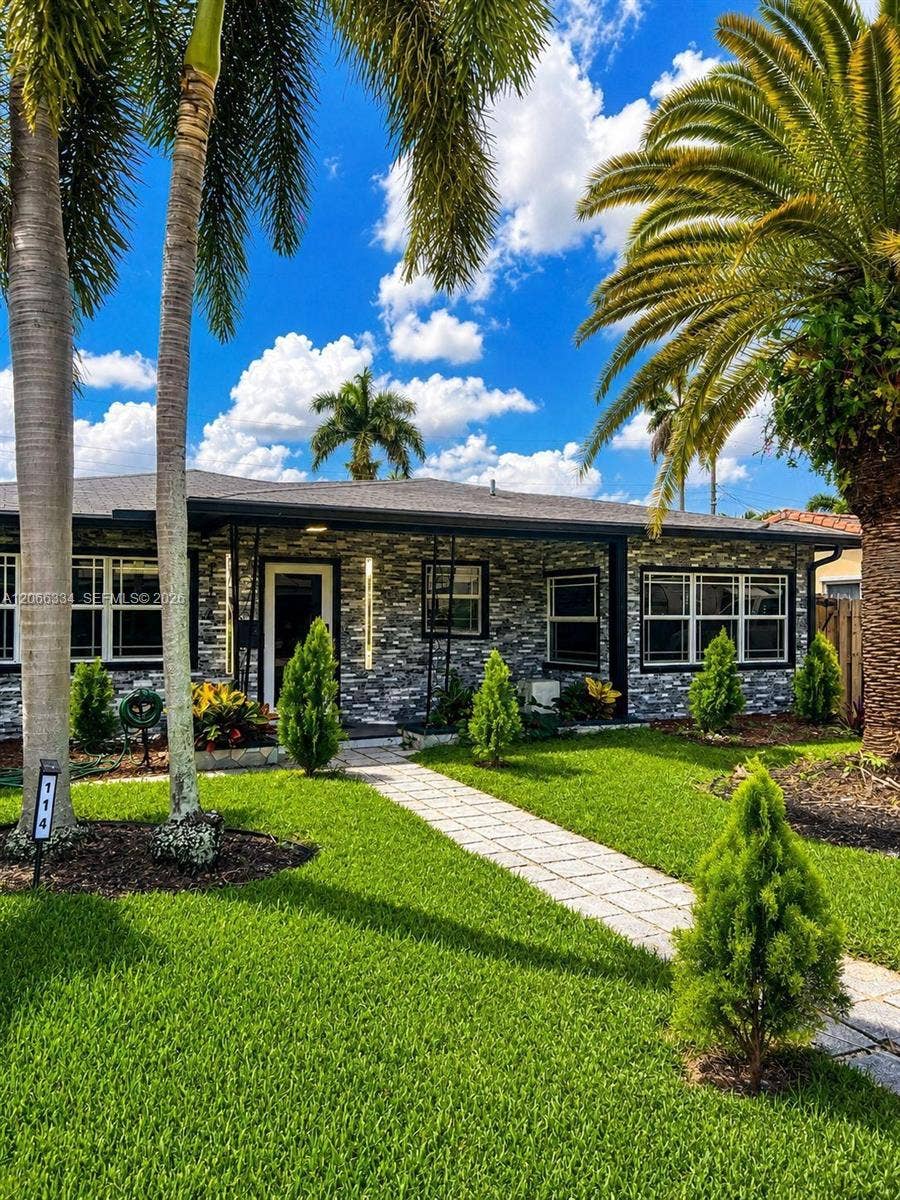 Property photo for 114 NE 2nd Place, Dania Beach, FL