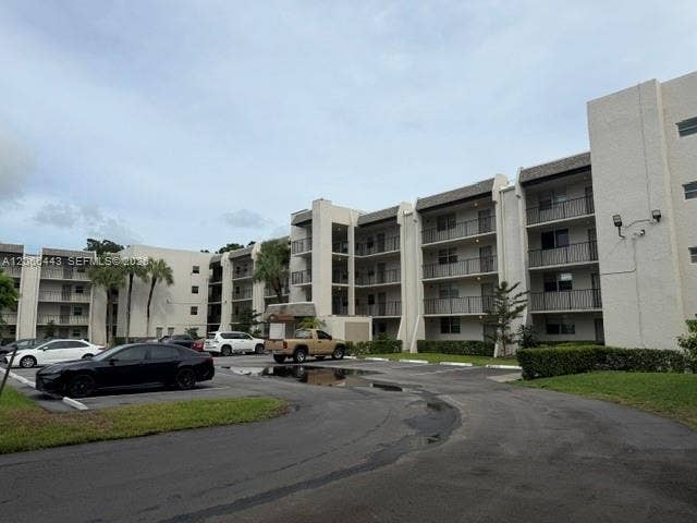 9420 Poinciana Place, #407, Davie, Davie, FL 33324 Front of Building