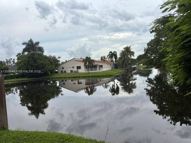 16850 Crestview Lane, Weston, Weston, FL 33326 Lake view 3 - reflections