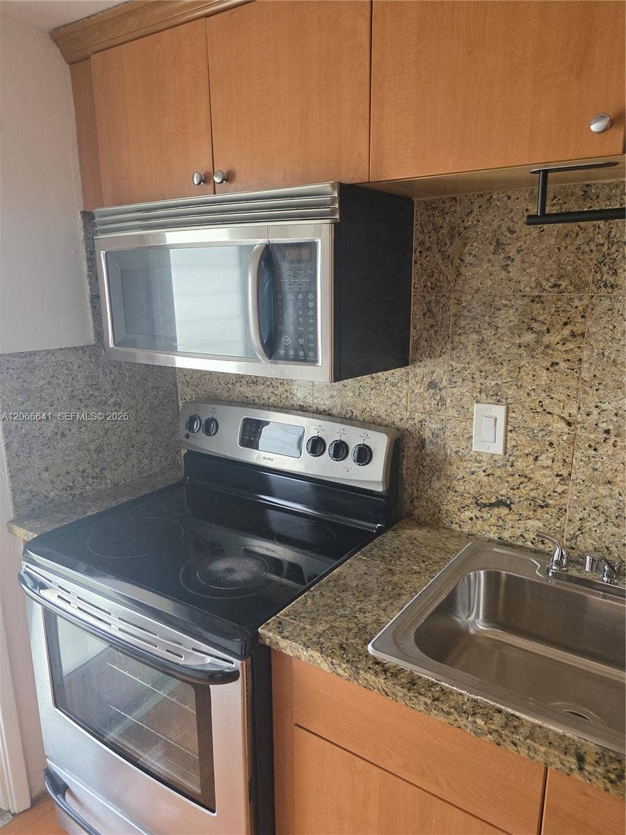 Property photo for 1500 SE 15th Street, #318, Fort Lauderdale, FL