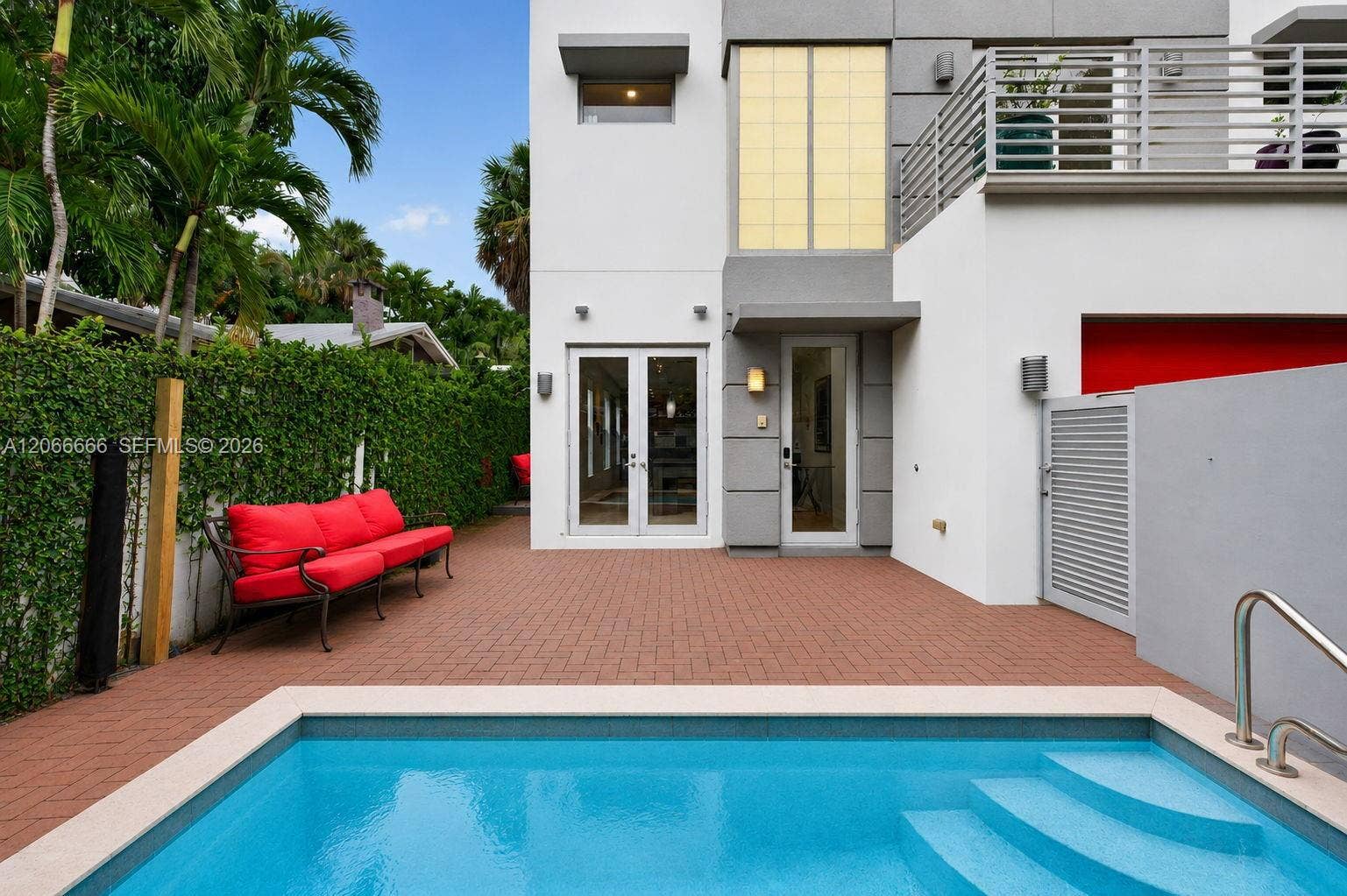 125 NE 16th Terrace, Fort Lauderdale, FL 33301 Photo 2