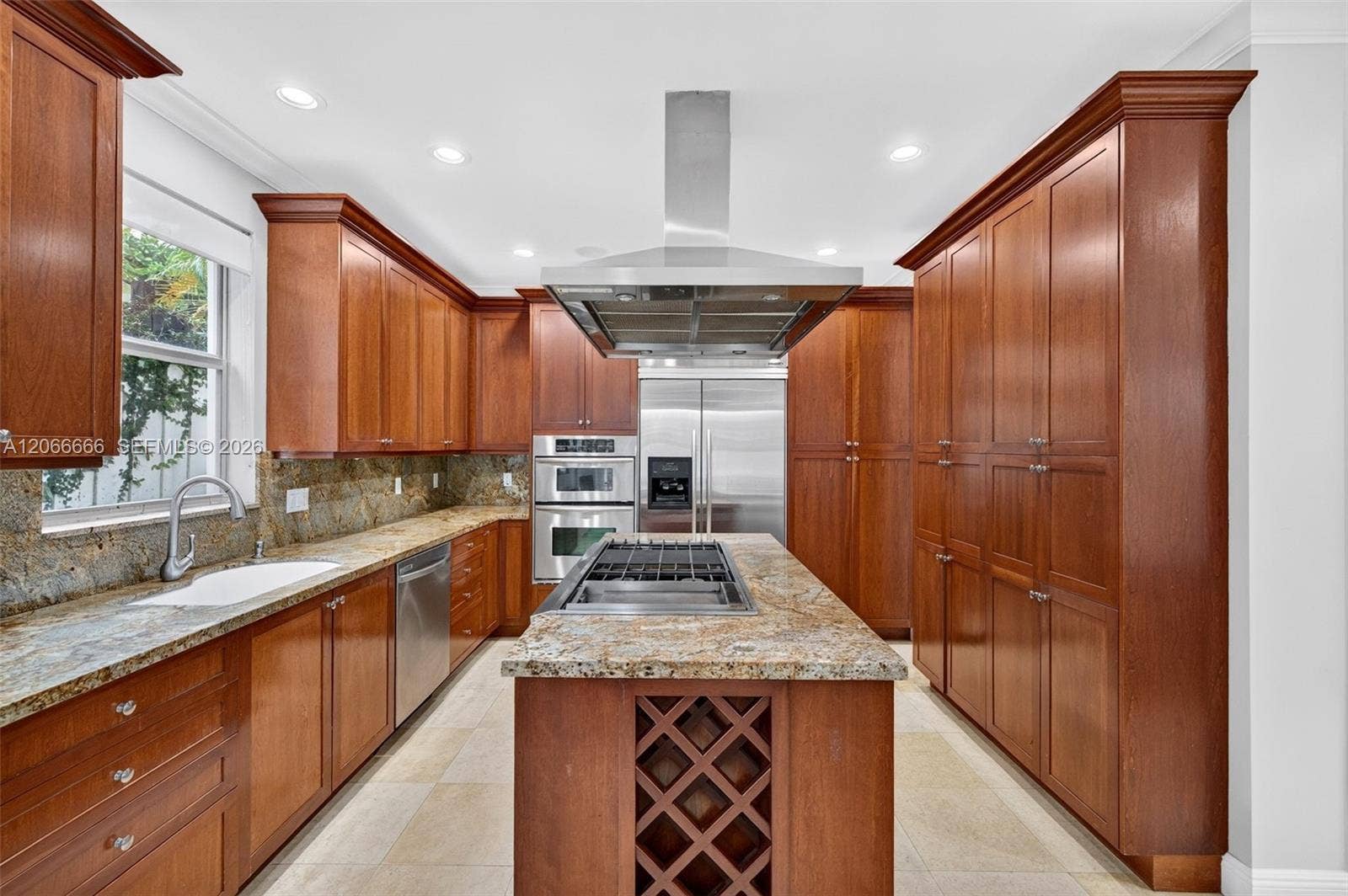 125 NE 16th Terrace, Fort Lauderdale, FL 33301 Photo 8